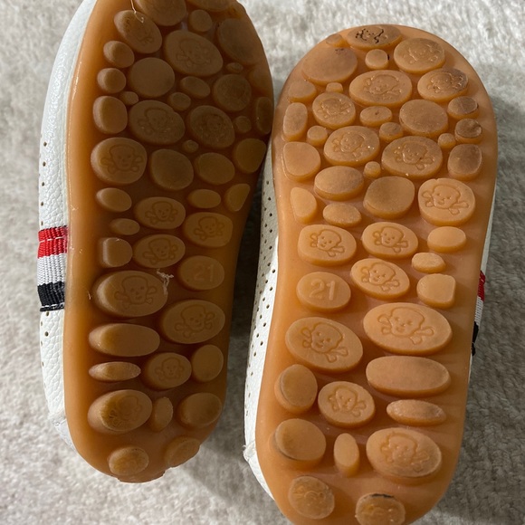 Kids Shoes Size 21 White Slip In - Picture 5 of 6